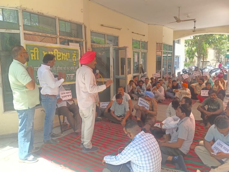 ਨਰੇਗਾ ਕਾਮਿਆਂ ਵੱਲੋ ਕੱਚੇ ਸਫਾਈ ਸੇਵਕਾਂ ਦੇ ਸੰਘਰਸ਼ ਦੀ ਪੂਰਨ ਹਮਾਇਤ ਦਾ ਐਲਾਨ