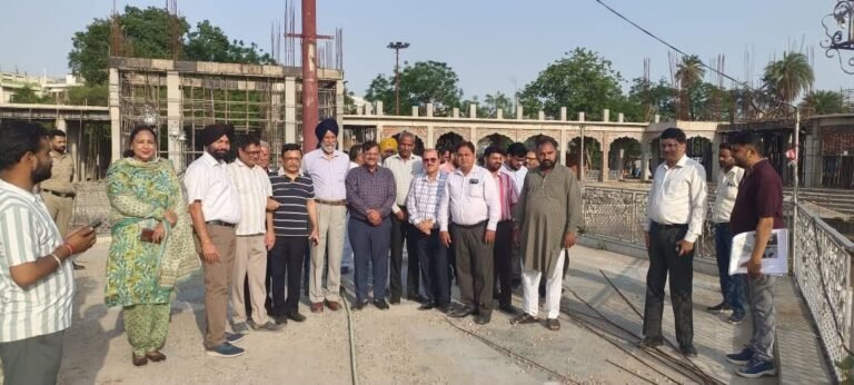 ਐਡਵਾਇਜਰੀ ਕਮੇਟੀ ਵੱਲੋਂ ਮਾਤਾ ਸ਼੍ਰੀ ਕਾਲੀ ਦੇਵੀ ਮੰਦਰ ਦੇ ਪੁਨਰਨਿਰਮਾਣ ਤੇ ਸੁੰਦਰੀਕਰਨ ਕਾਰਜਾਂ ਦਾ ਜਾਇਜ਼ਾ