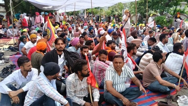 ਖੇਤ ਮਜ਼ਦੂਰ ਆਗੂਆਂ ਵੱਲੋਂ ਬਿਜਲੀ ਸੰਕਟ ਦਾ ਕਾਰਨ ਸਘੰਰਸ਼ਸੀਲ ਵਰਕਰਾਂ ਸਿਰ ਮੜ੍ਹਨ ਦੇ ਸਰਕਾਰੀ ਪ੍ਰਚਾਰ ਤੋਂ ਲੋਕਾਂ ਨੂੰ ਸੁਚੇਤ ਰਹਿਣ ਦੀ ਅਪੀਲ