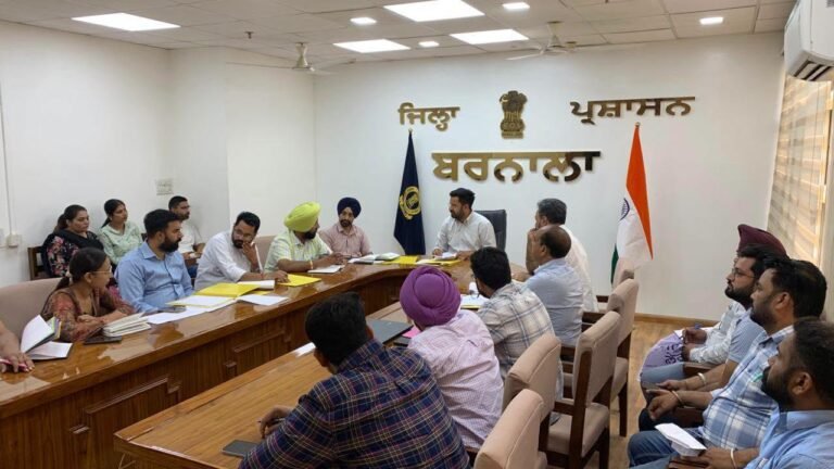 ਮੇਅਰ ਹਸਨ ਭਾਰਦਵਾਜ ਵਲੋਂ ਨਗਰ ਨਿਗਮ ਅਧਿਕਾਰੀਆਂ ਨਾਲ ਅਹਿਮ ਮੀਟਿੰਗ