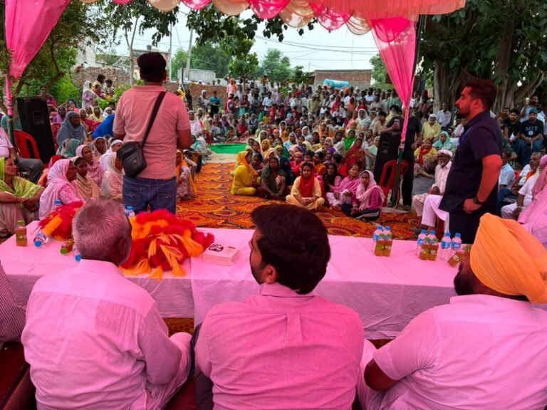 15 ਅਗਸਤ ਤੋਂ ਪਹਿਲਾਂ ਧੋਬੀਆਣਾ ਬਸਤੀ ਵਿੱਚ ਸ਼ੁਰੂ ਹੋਵੇਗਾ ਸੀਵਰੇਜ ਪ੍ਰੋਜੈਕਟ, ਵਿਕਾਸ ਕਾਰਜਾਂ ਨੂੰ ਦਿੱਤੀ ਜਾਵੇਗੀ ਰਫ਼ਤਾਰ: ਮੇਅਰ ਪਦਮਜੀਤ ਸਿੰਘ ਮਹਿਤਾ