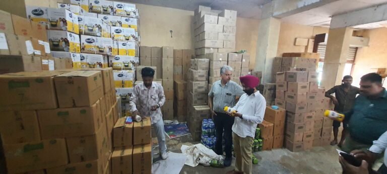 ਦੀਪ ਨਗਰ ਸਥਿਤ ਗੋਦਾਮ ‘ਤੇ ਫੂਡ ਸੇਫਟੀ ਵਿਭਾਗ ਦੀ ਵੱਡੀ ਕਾਰਵਾਈ