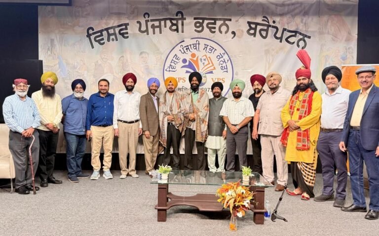 ਹੈਟਸ-ਅੱਪ’ ਵੱਲੋਂ ਨਿਰਮਲ ਜੌੜਾ ਤੇ ਗੁਰਮੀਤ ਸਾਜਨ ਨਾਲ ਰੂ-ਬ-ਰੂ ਤੇ ਸਨਮਾਨ ਕੀਤਾ