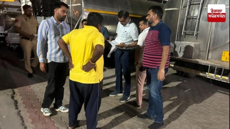 ਕੋਟਕਪੂਰਾ ਵਿੱਚ 22 ਹਜ਼ਾਰ ਲੀਟਰ ਸ਼ੱਕੀ ਦੇਸੀ ਘਿਓ ਨਾਲ ਭਰਿਆ ਟਰੱਕ ਫੜਿਆ