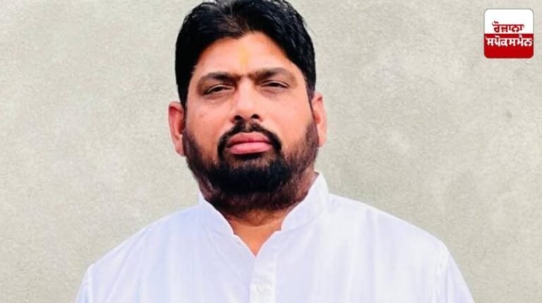 ਆਮ ਆਦਮੀ ਪਾਰਟੀ ਦੇ ਮੌਜੂਦਾ ਸਰਪੰਚ ਦਾ ਗੋਲੀਆਂ ਮਾਰ ਕੇ ਕਤਲ ,ਡਰਾਈਵਰ ਦੀ ਹਾਲਤ ਗੰਭੀਰ