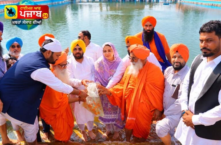ਭਗਵਾਨ ਵਾਲਮੀਕਿ ਜੀ ਤੀਰਥ ਸਥਲ ਦੇ ਪਾਵਨ ਸਰੋਵਰ ਵਿੱਚ 500 ਰੰਗਦਾਰ ਮੱਛੀਆਂ ਦਾ ਪੂੰਗ ਛੱਡਿਆ